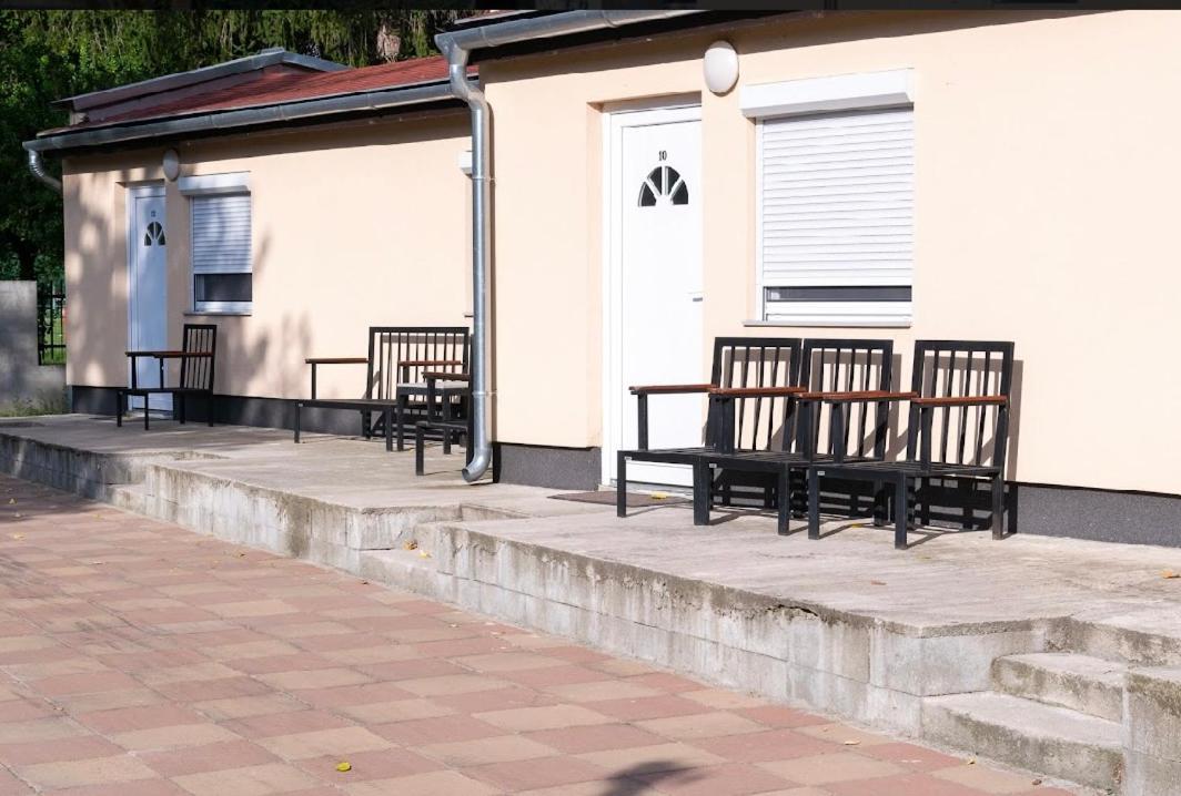 Sello Szabadidocentrum Domsod Exterior foto